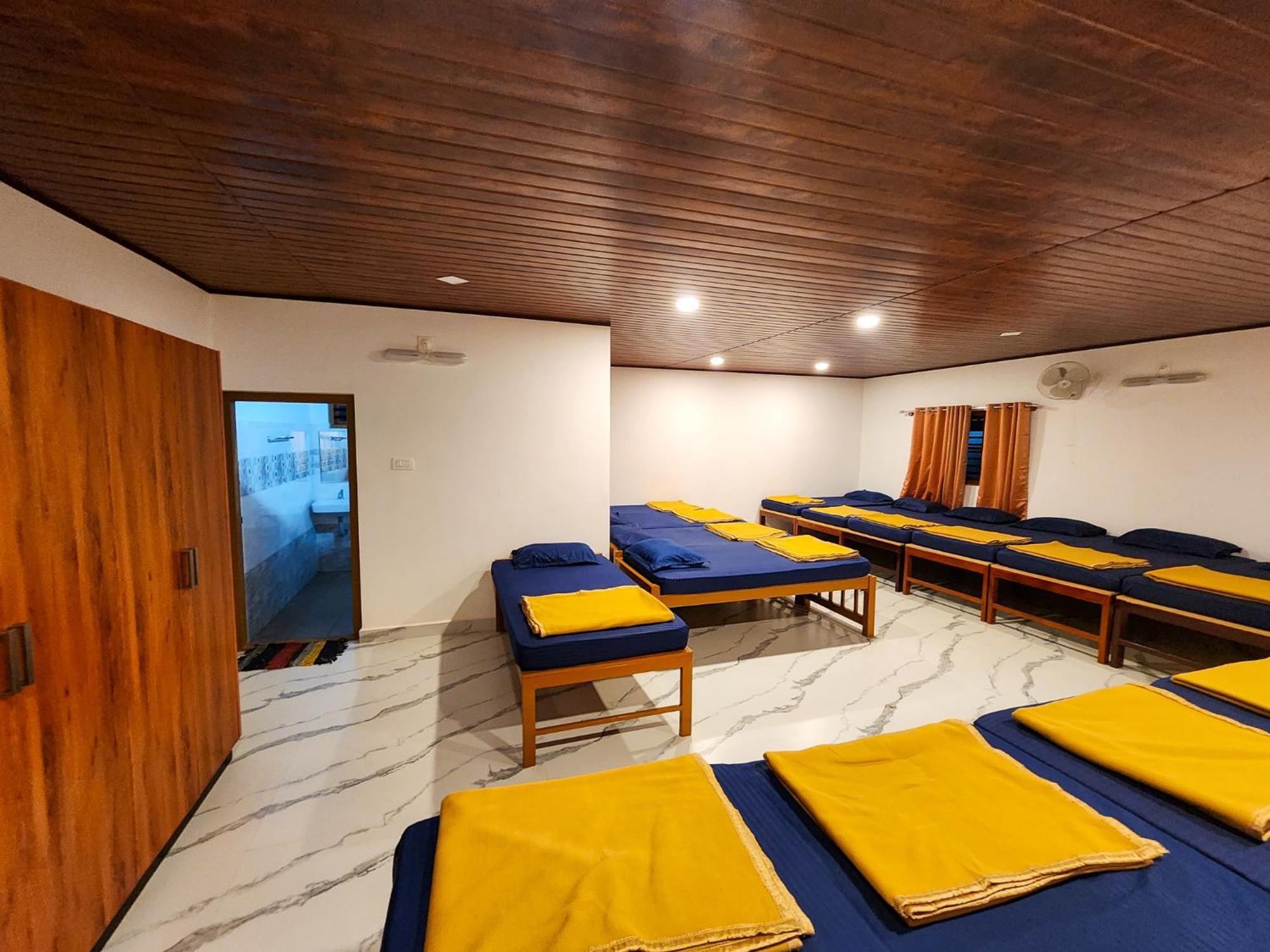 Celestial Heights Homestay Kurchi Екстер'єр фото
