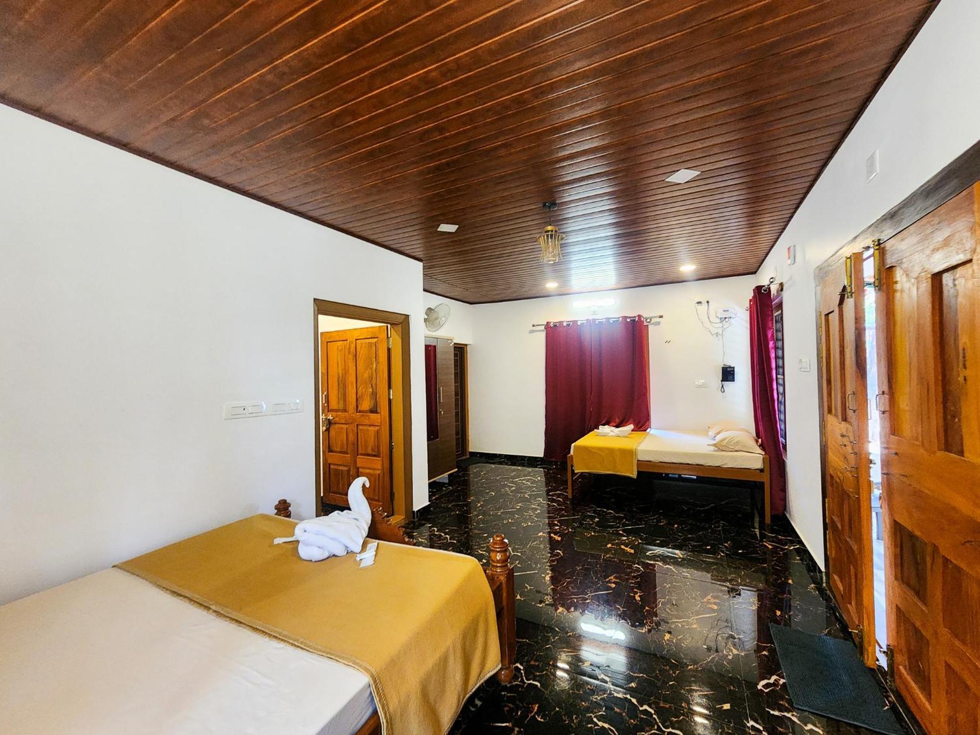 Celestial Heights Homestay Kurchi Екстер'єр фото