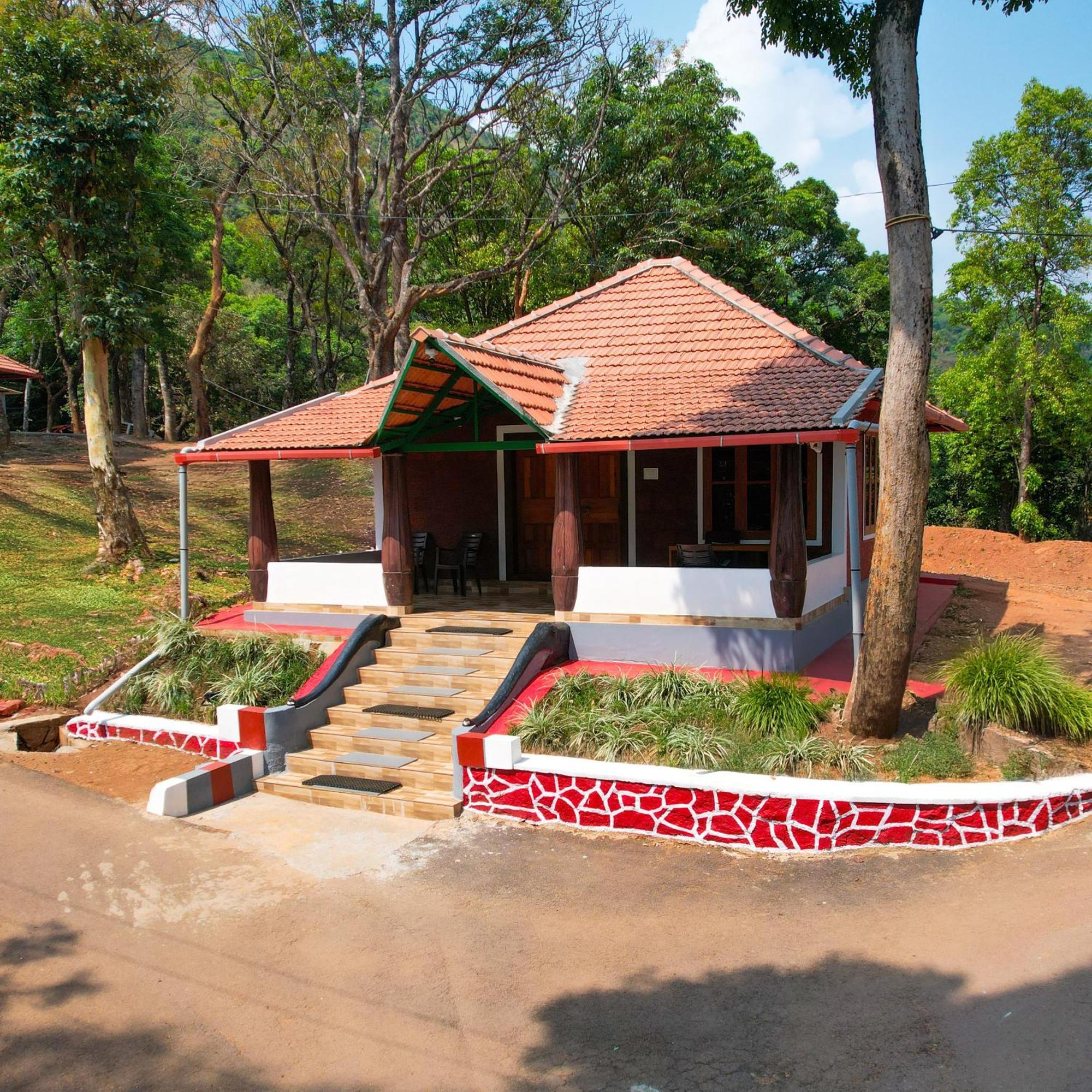 Celestial Heights Homestay Kurchi Екстер'єр фото